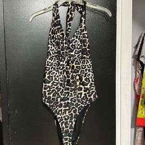 SHEIN one piece. Cheetah. 1XL